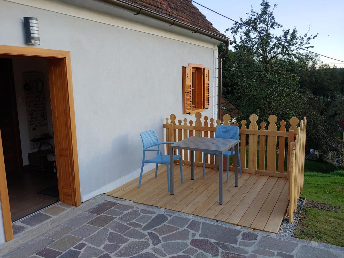 Kleine Reblaus Apartment Bad Waltersdorf Exterior photo