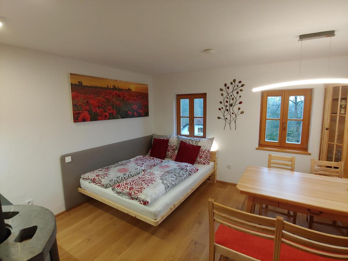 Kleine Reblaus Apartment Bad Waltersdorf Exterior photo